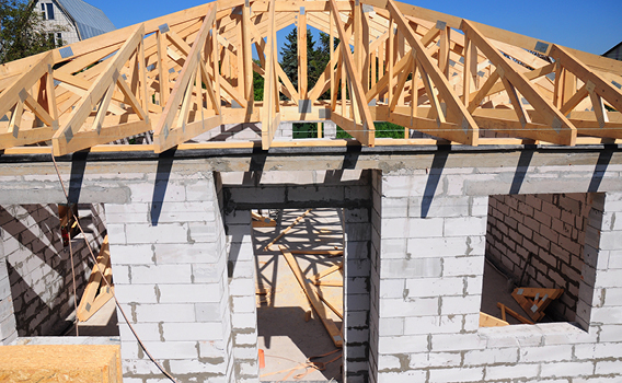 01_inside banners quitruss4